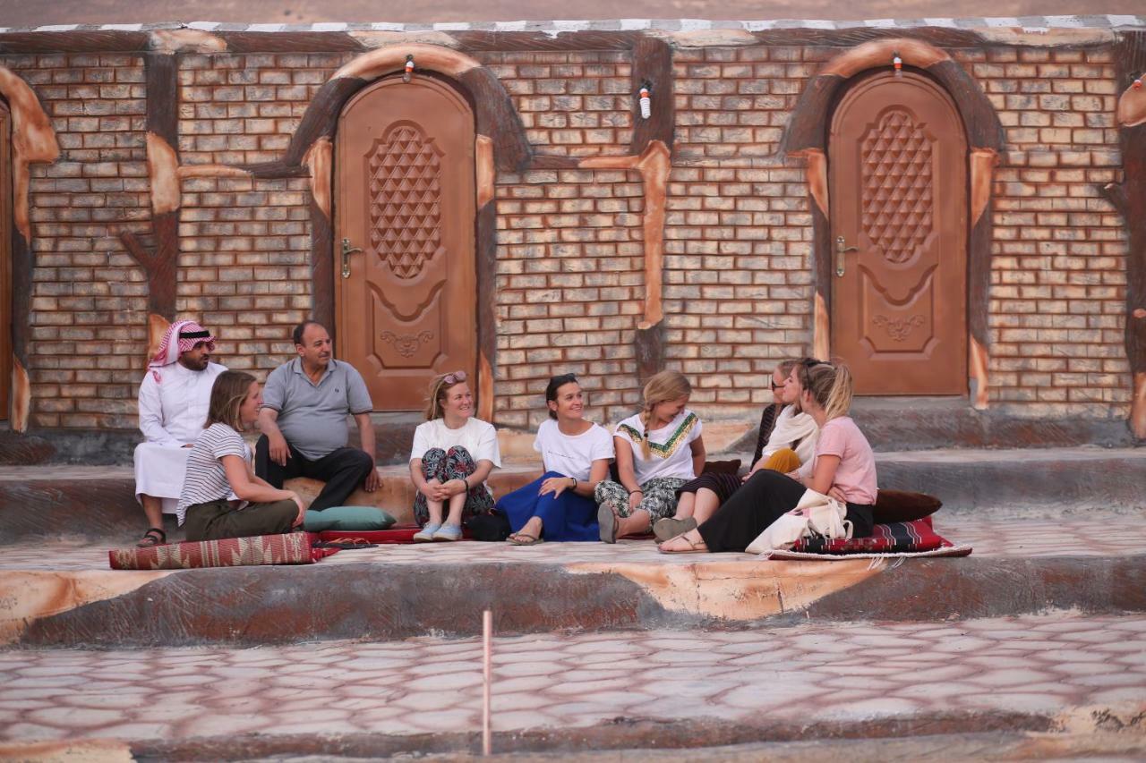 Little Petra Heritage Village วาดี มูซา ภายนอก รูปภาพ